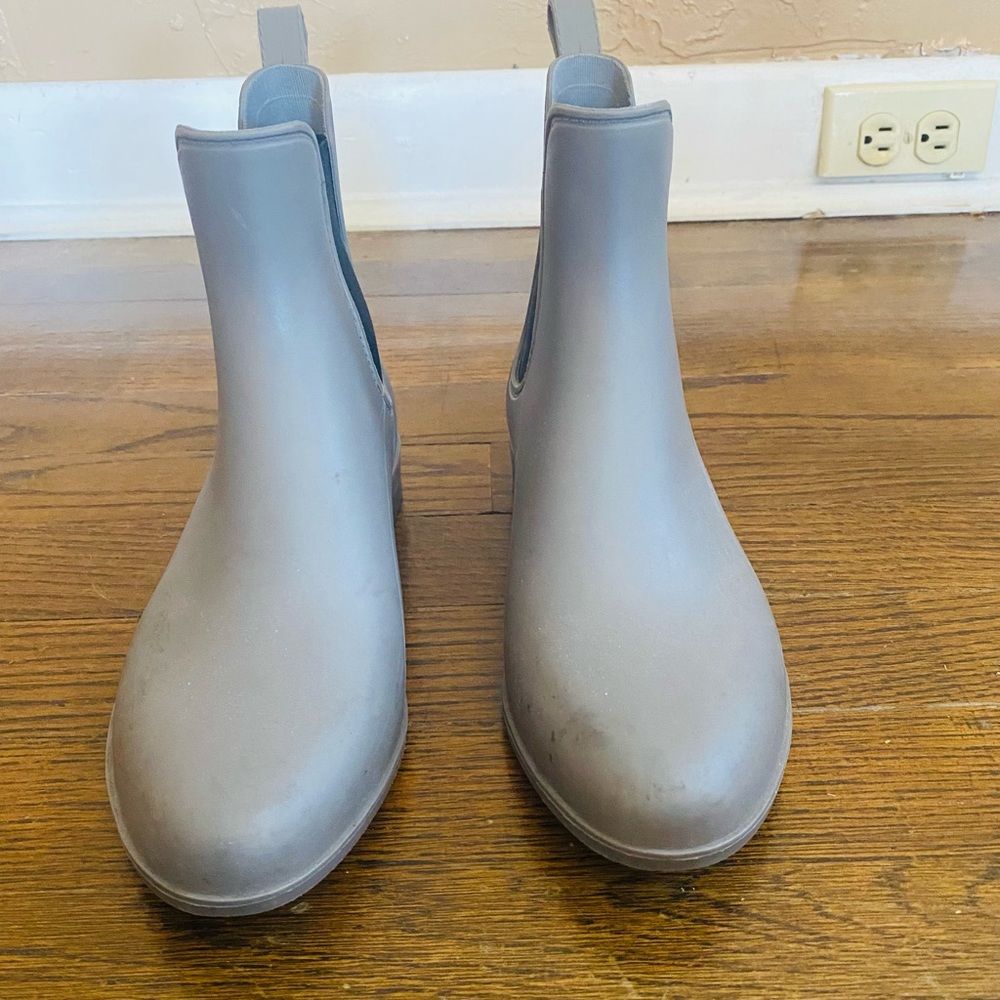 Booties - Picture 5 of 5